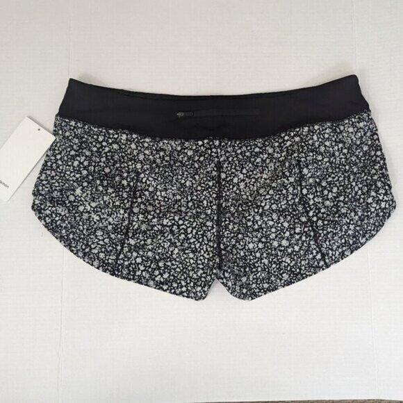 Lululemon Speed Up Low Rise Short 2.5" Venture Floral Alpine White Black 14 NWT - Picture 3 of 7